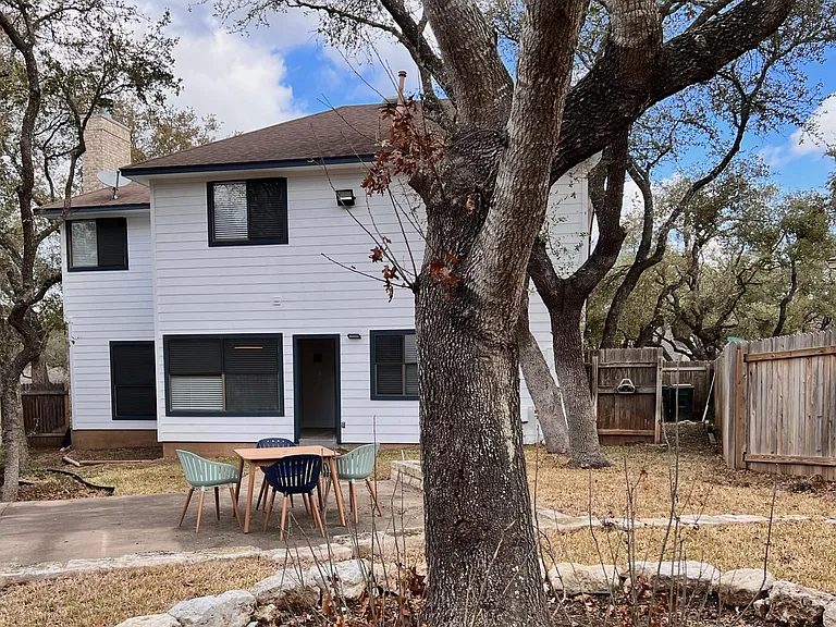 3914 Latimer Dr — Photo 38