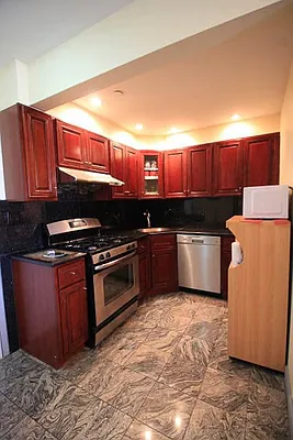 Rented by Compass | media 16