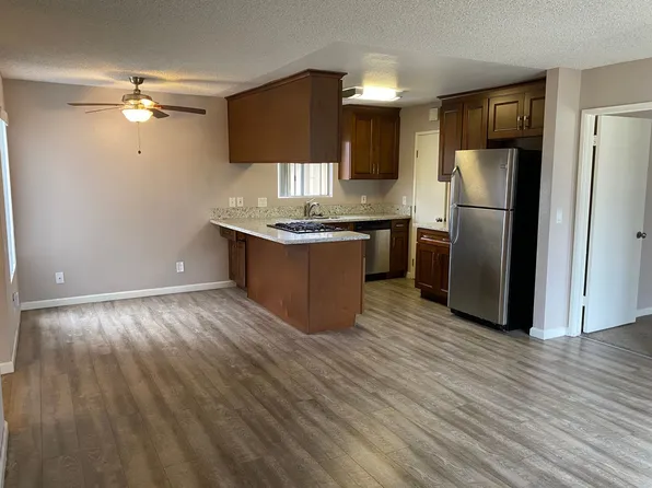 7881 Holt Dr., 7881 Holt Dr APT 3, Huntington Beach, CA 92647