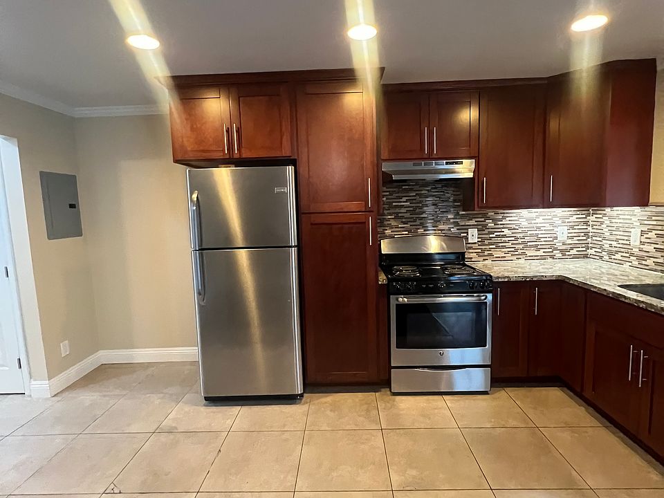 1st image of 6638 Macarthur Blvd #46-5