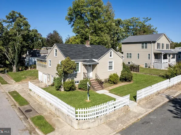 1910 Englewood Ave, Gwynn Oak, MD 21207