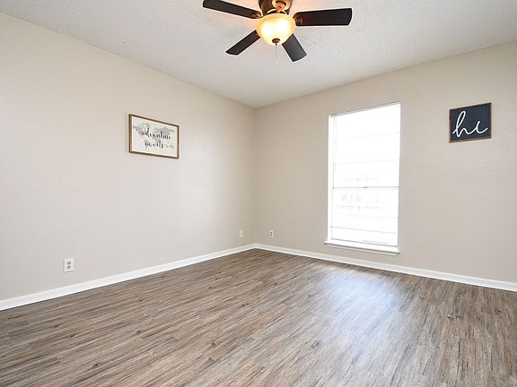 4th image of 102 Palmwood Dr #H