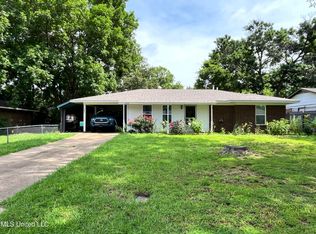 3420 Laurel Dr, Horn Lake, MS 38637