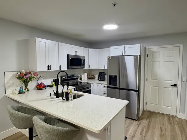 141 Glowing Peace Ln APT 141, Orlando, FL 32824