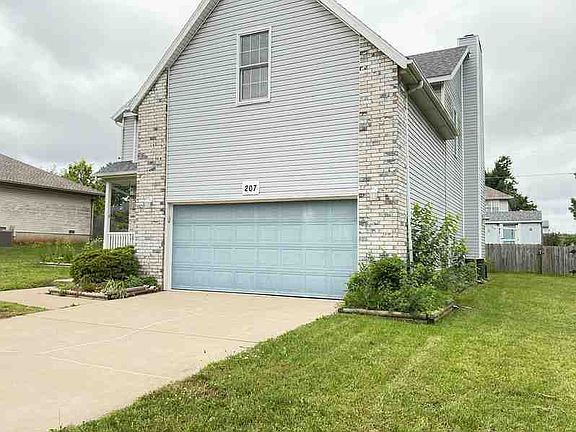 4th image of 207 N Meadow St