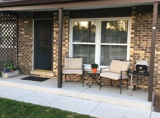 19520 S 116th Ave #B, Mokena, IL 60448