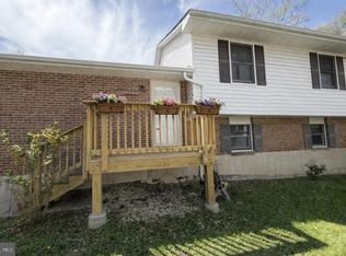 8121 Elizabeth Rd, Pasadena, MD 21122