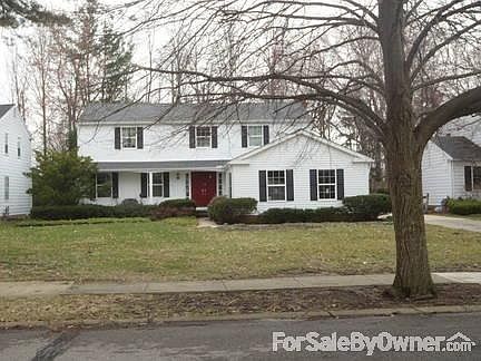 3rd image of 29111 Millard Dr