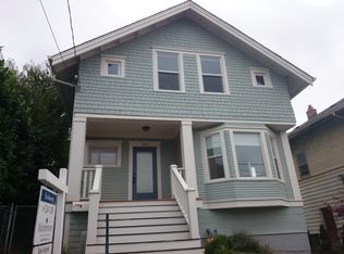 210 28th Ave S, Seattle, WA 98144