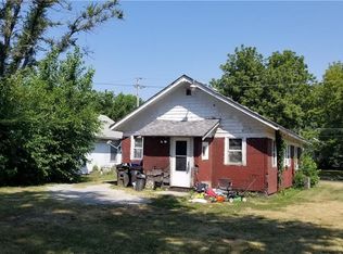 1321 Hull Ave, Des Moines, IA 50316