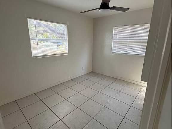 5th image of 2614 Iroquois Ave #B