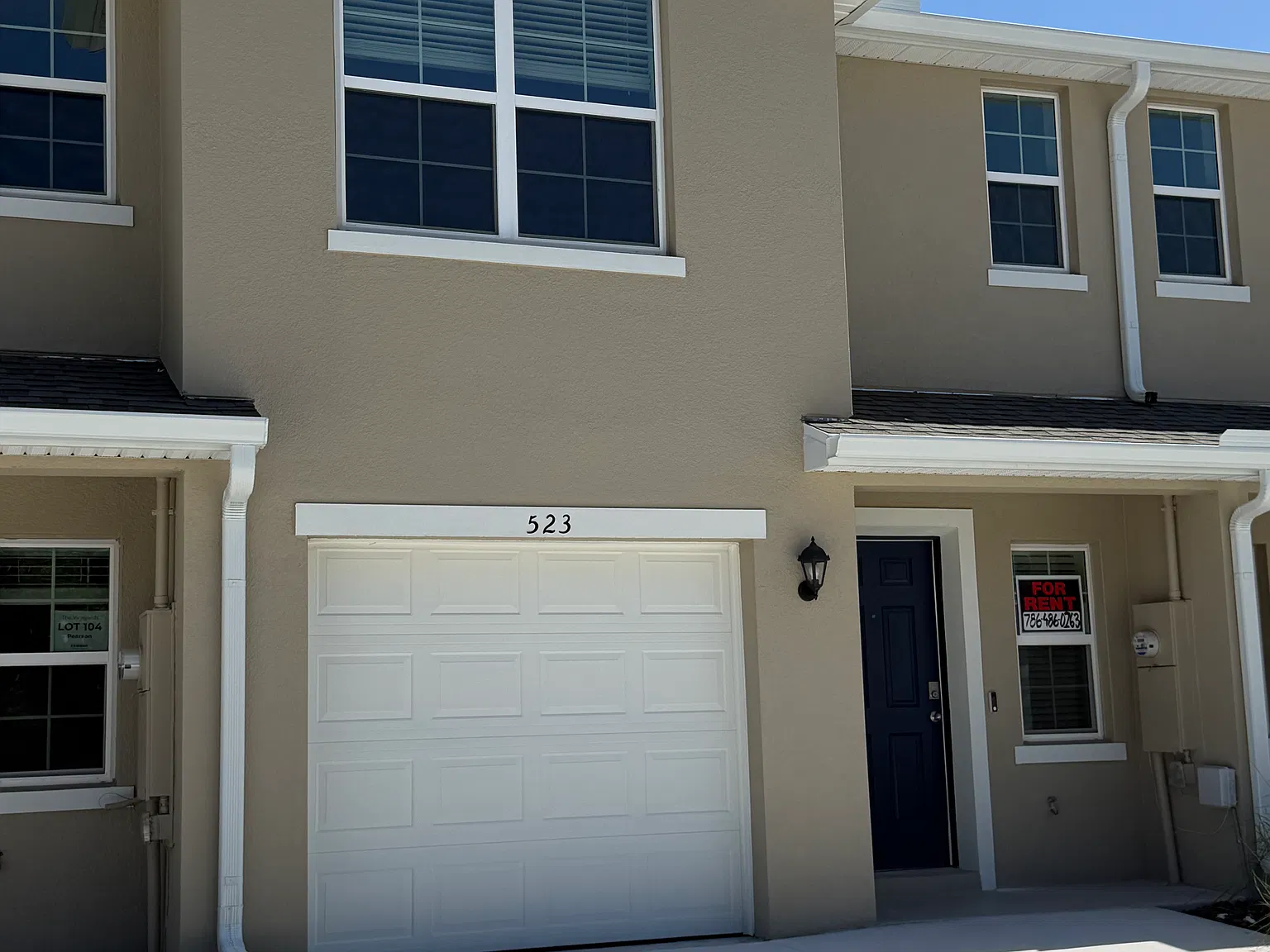 3 bed, 2.5 bath, 1463 sqft, $2,200 — Photo 4