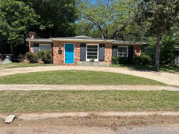 1117 W Tucker Blvd, Arlington, TX 76013