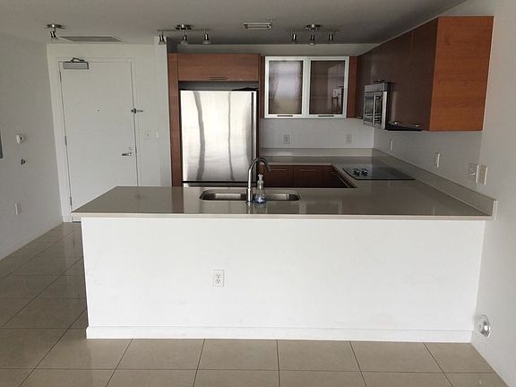 3rd image of 3250 NE 1st Ave #10007