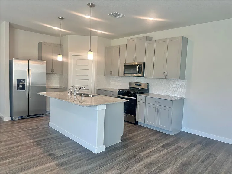 9458 Herons Preserve — Photo 15