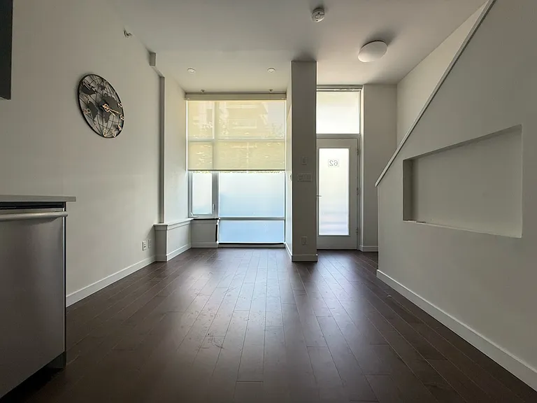 62 W 1st Ave — Photo 2