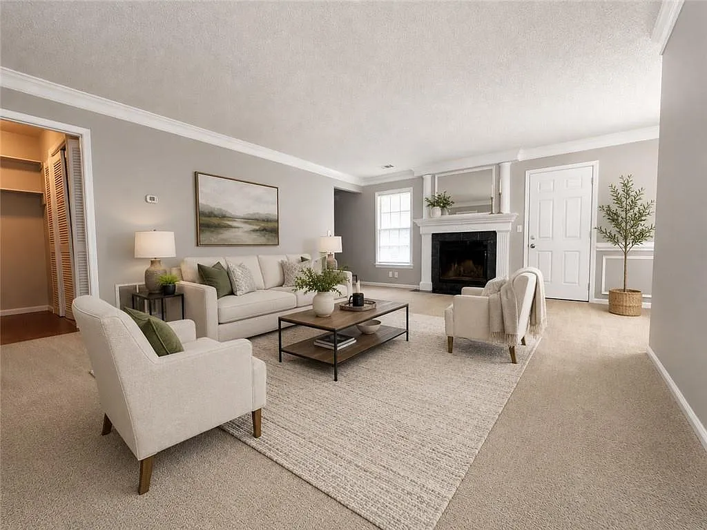 4 bed, 2.0 bath, 1312 sqft, $2,100 — Photo 4