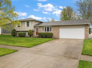 9835 Harrison St, Crown Point, IN 46307