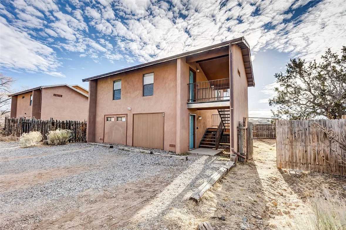 1 bed, 800 sqft, $2,150 — Photo 1