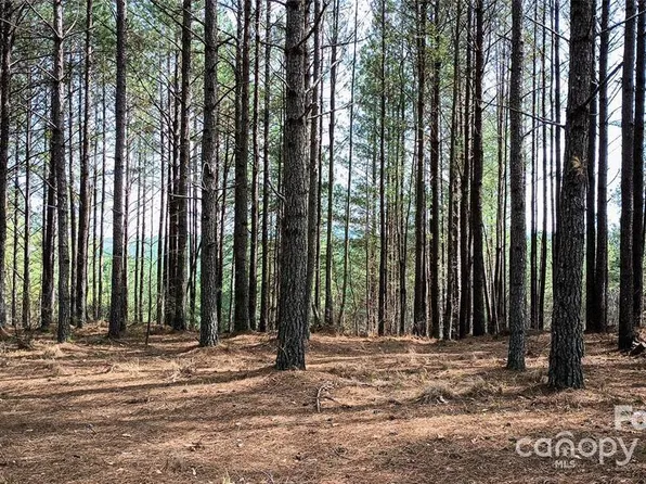 114 Table Rock Trce NW, Valdese, NC 28690