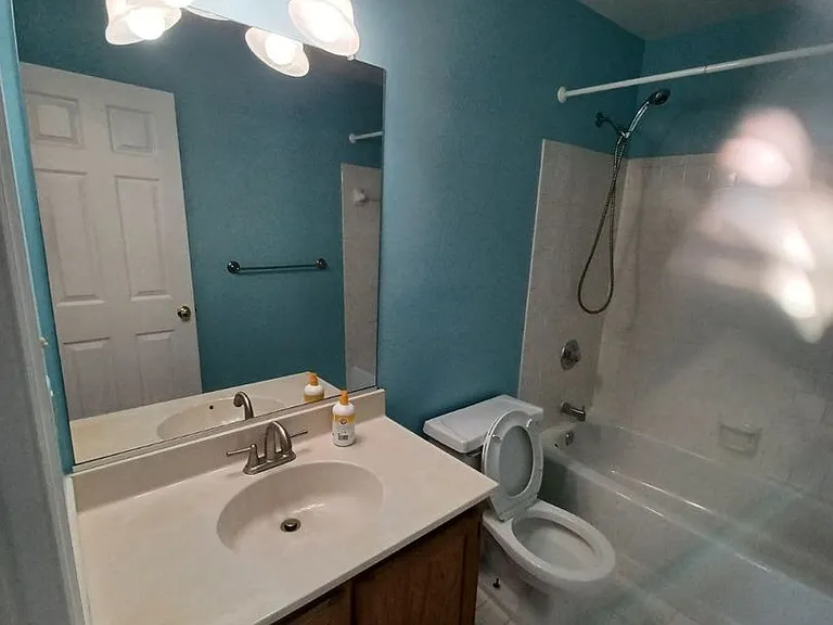 8028 Green Valley Ln — Photo 32