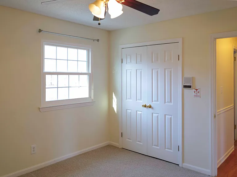 8693 Arbutus Dr — Photo 28