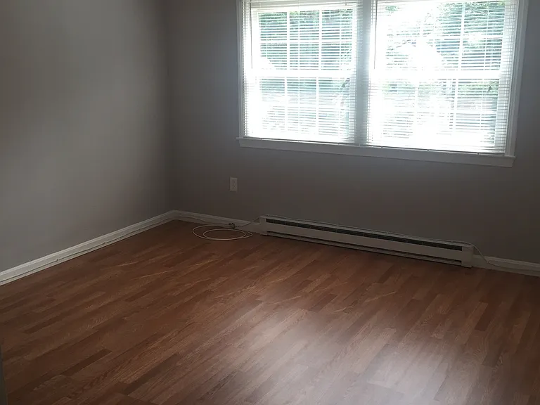 80 Locust Avenue — Photo 21