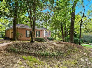 201 Potters Mill Ave, Daphne, AL 36526