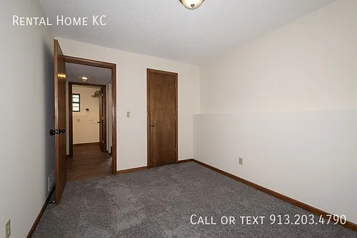 4813 Woodward St — Photo 19