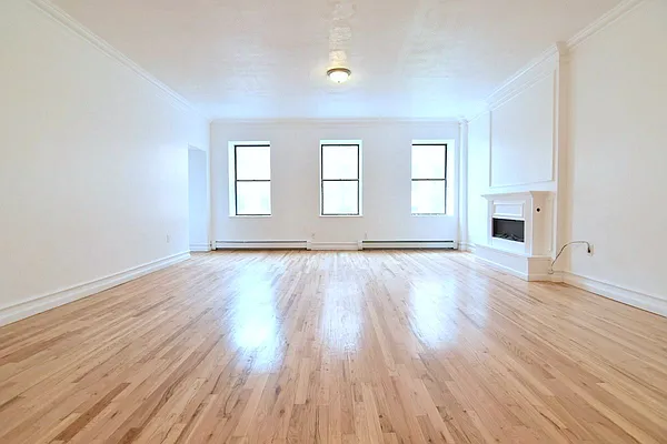 Rented by Manhattan Spaces | media 8