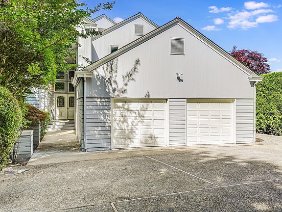 4th image of 3402 W Lake Sammamish Pkwy NE