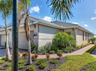 14944 Edgewater Cir, Naples, FL 34114