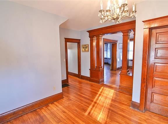 3rd image of 1299 Walnut Dr