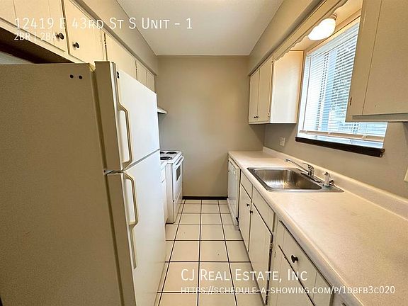 5th image of 12419 E 43rd St S APT 1