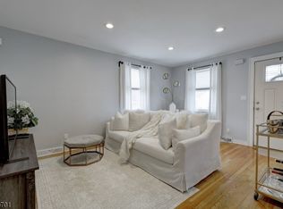 28 Reid Pl, Hawthorne, NJ 07506