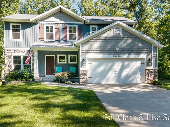 13480 141st Ave, Grand Haven, MI 49417