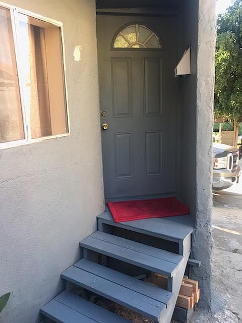1st image of 4318 Beagle St