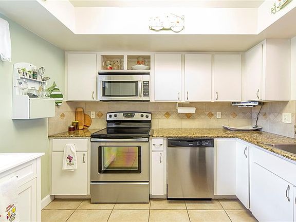 5th image of 2400 Winding Creek Blvd APT 17-105