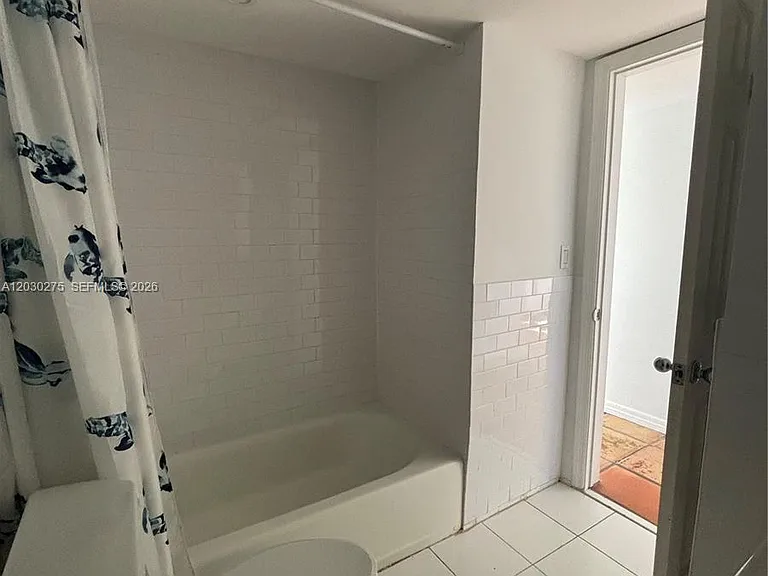 555 Crandon Blvd #43 — Photo 22