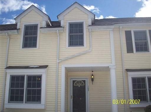 4th image of 709 Thayer St