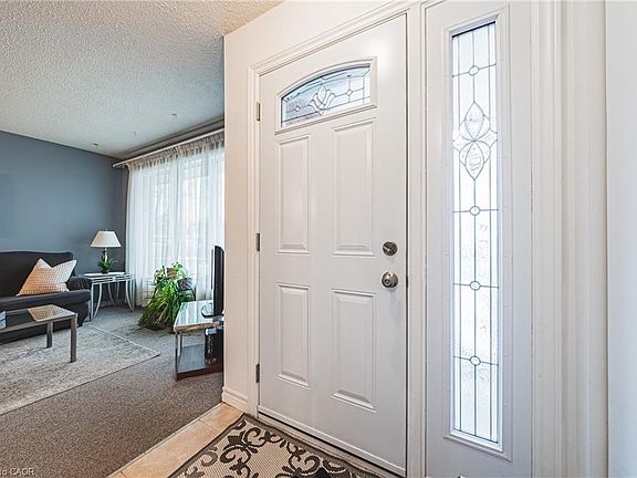 4th image of 21 Lynwood Rd