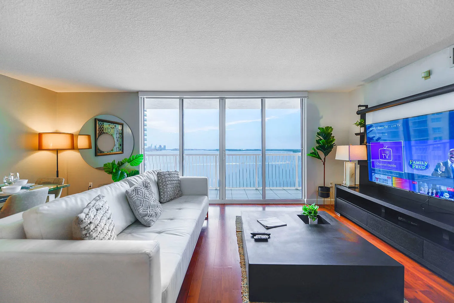 3 bed, 2.0 bath, 1097 sqft, $8,268 — Photo 1