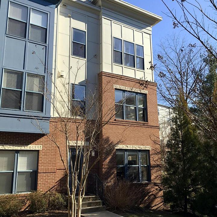 1st image of 12169 Waveland St