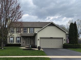 80 W Norwell Ln, Round Lake, IL 60073