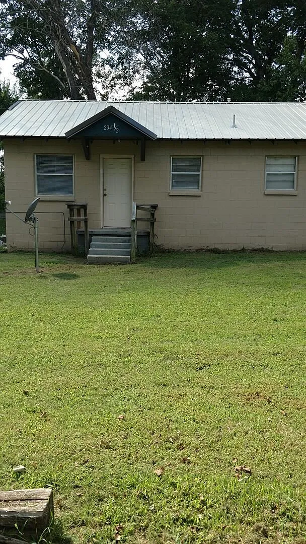 1 bedroom 1 bath — Photo 3