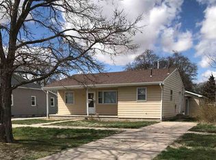 704 Main St, Arapahoe, NE 68922