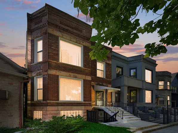 (undisclosed Address), Chicago, IL 60637