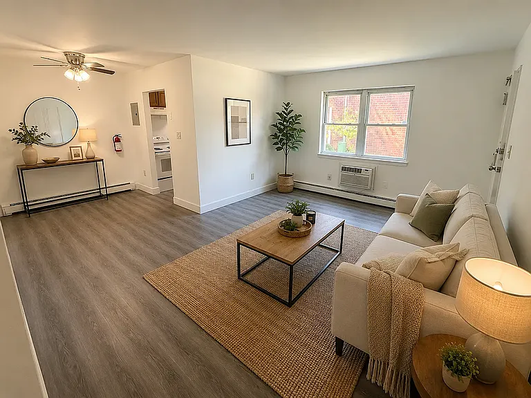 289 Main St #9Q — Photo 3