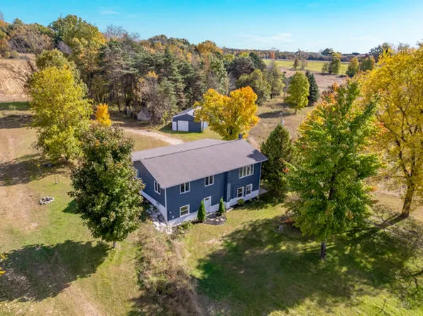 3712 N 140th Ave, Hart, MI 49420