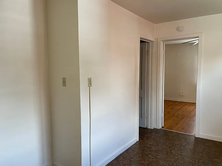 457 School St #2 — Photo 4